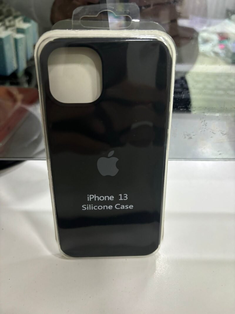 SILICONE CASE IPH 16 PLUS COL 18 NEGRO